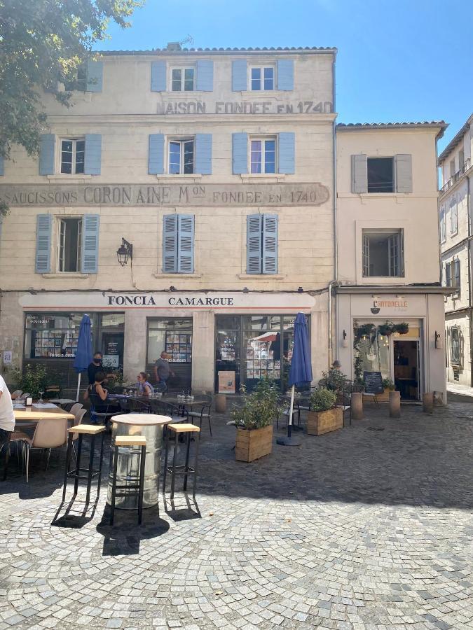 Appartements "La Chambre D'Ami" Arles Exterior photo